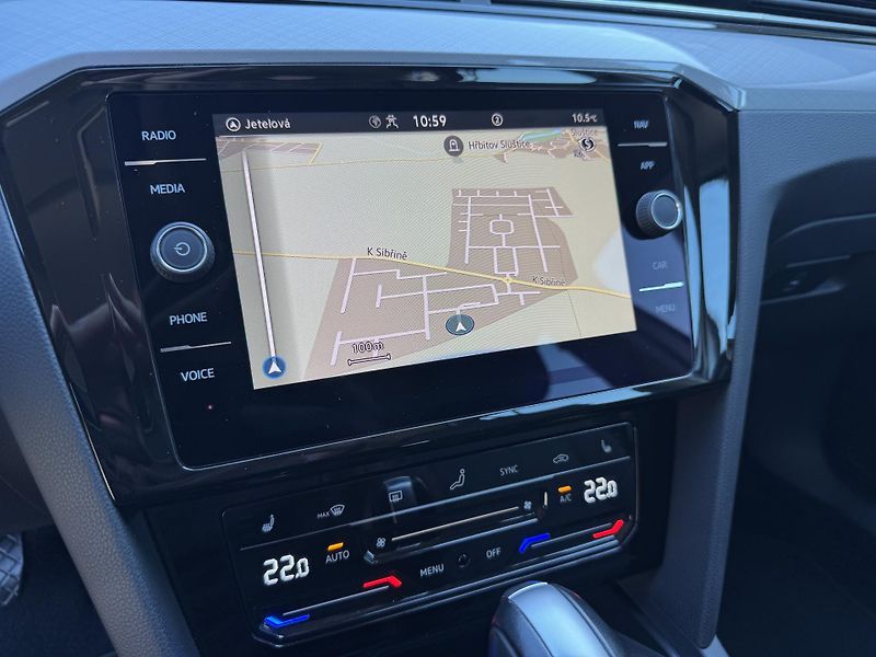 Volkswagen Passat (2023) 2.0 TDI DSG Business Tažné - fotka 17 z 42