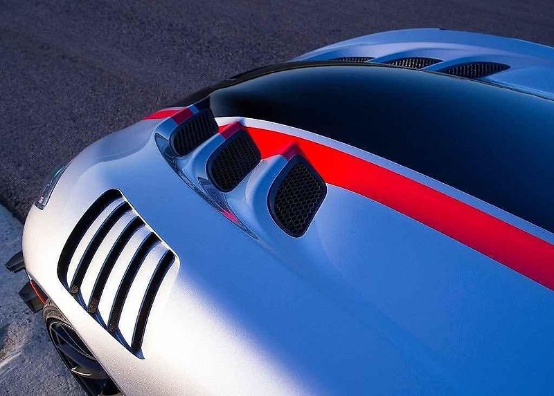 Dodge Viper ACR.
