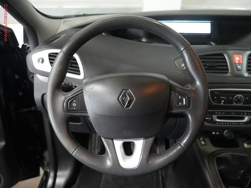 Renault Scénic (2010) 1.9dCi 7míst, autoAC, temp - fotka 14 z 21