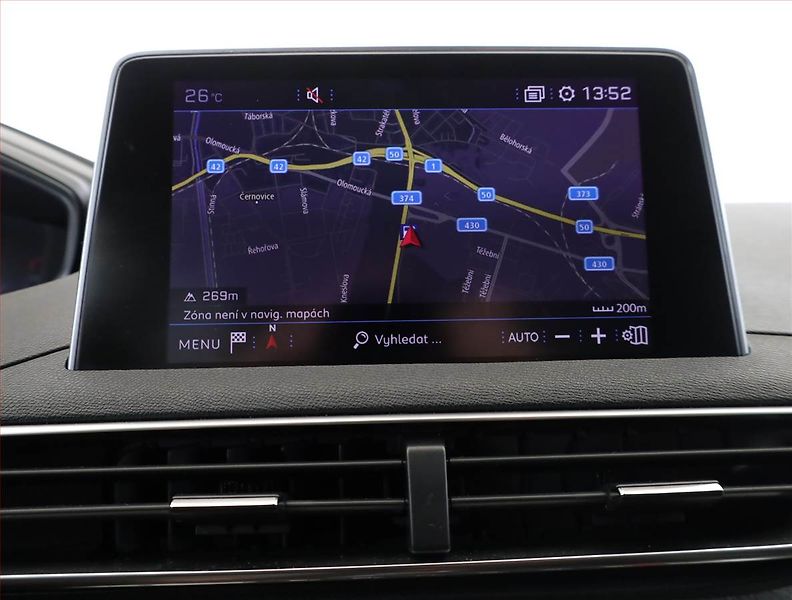Peugeot 5008 (2018) 1.6 THP, Automat, 7 míst - fotka 15 z 21