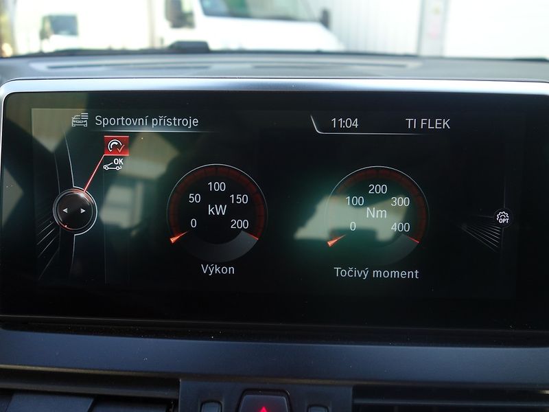 BMW Řada 2 (2015) 225i*X-DRIVE*ACTIVE*TOURER*CZ - fotka 29 z 46