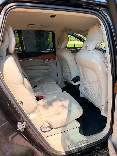 Volvo XC90 (2022) Volvo XC90 B5 AWD 173+10 kW /  - fotka 3 z 6