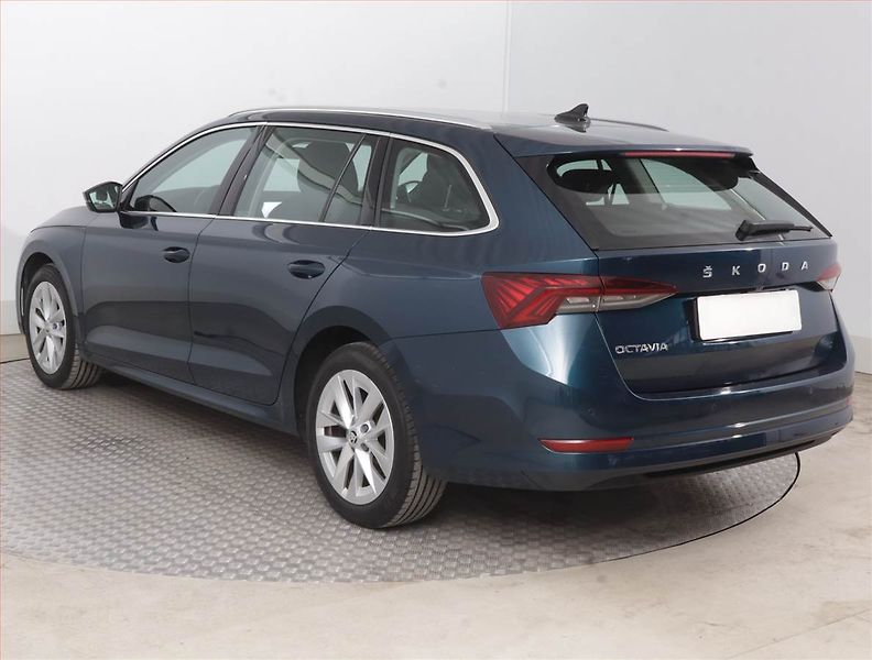 Škoda Octavia (2022) 2.0 TDI, ČR,1.maj, Serv.kniha - fotka 4 z 15