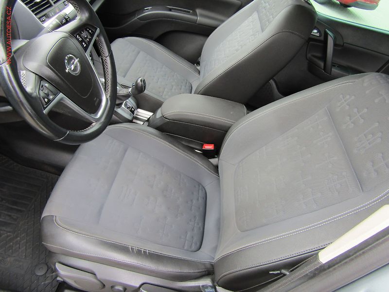 Opel Meriva (2014) 1.4T, ČR, AC, tempo - fotka 9 z 17