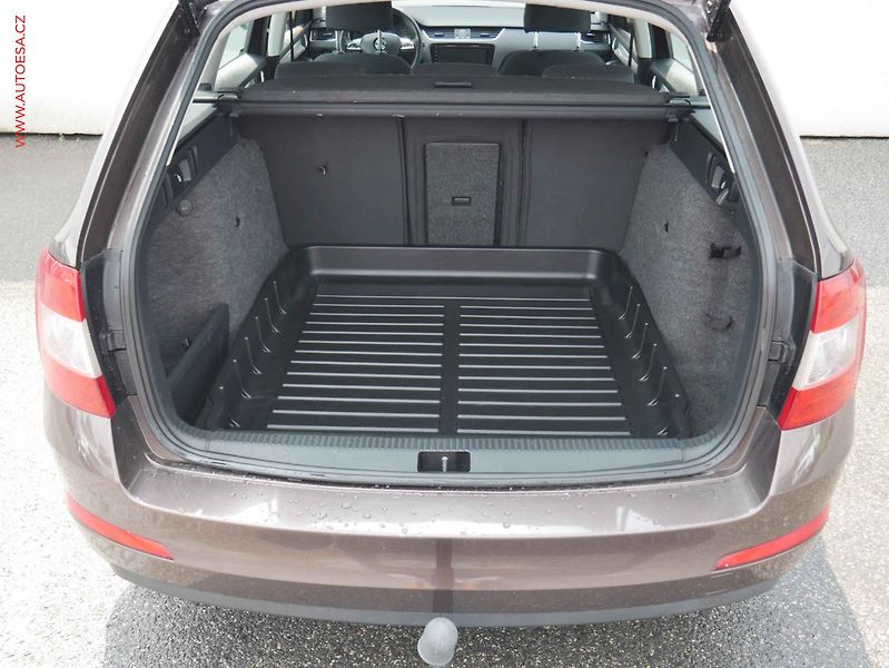 Škoda Octavia (2014) 1.2TSi, ČR, Ambition - fotka 7 z 15