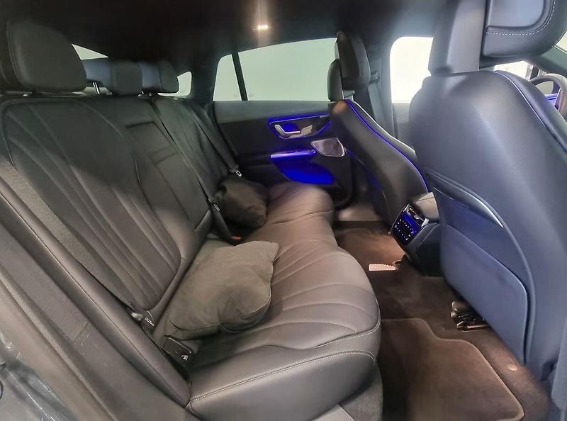 Mercedes-Benz EQE 350 AMG 4M 360kam Tažné - fotka 11 z 15