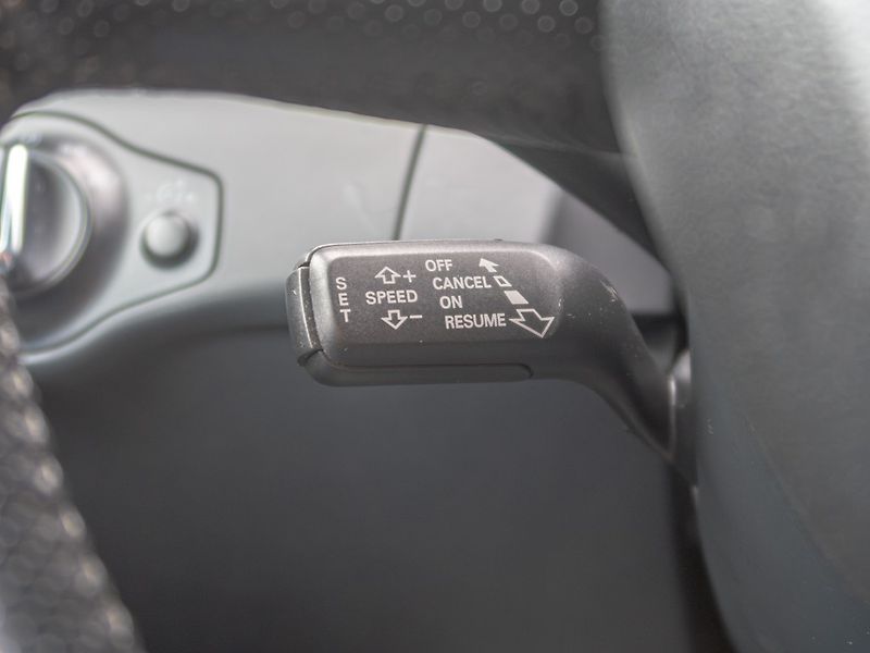 Audi A4 (2008) 2.0TDI 105KW Sline – ROZVODY - fotka 23 z 45