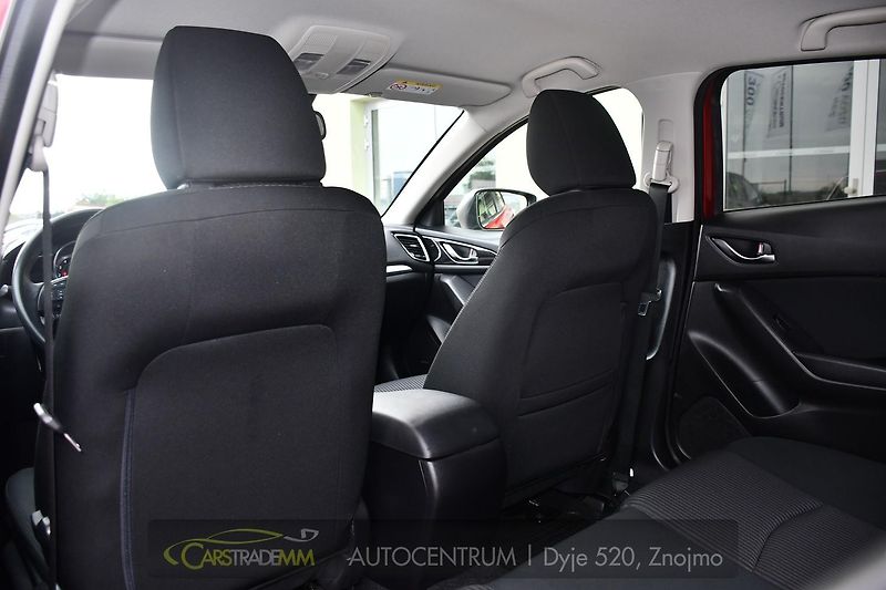 Mazda 3 2,0 SkyActiv Revolution 2xkola - fotka 12 z 49