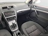 Škoda Octavia (2010) 1.6 TDI, Serv.kniha, Tempomat - náhled 8
