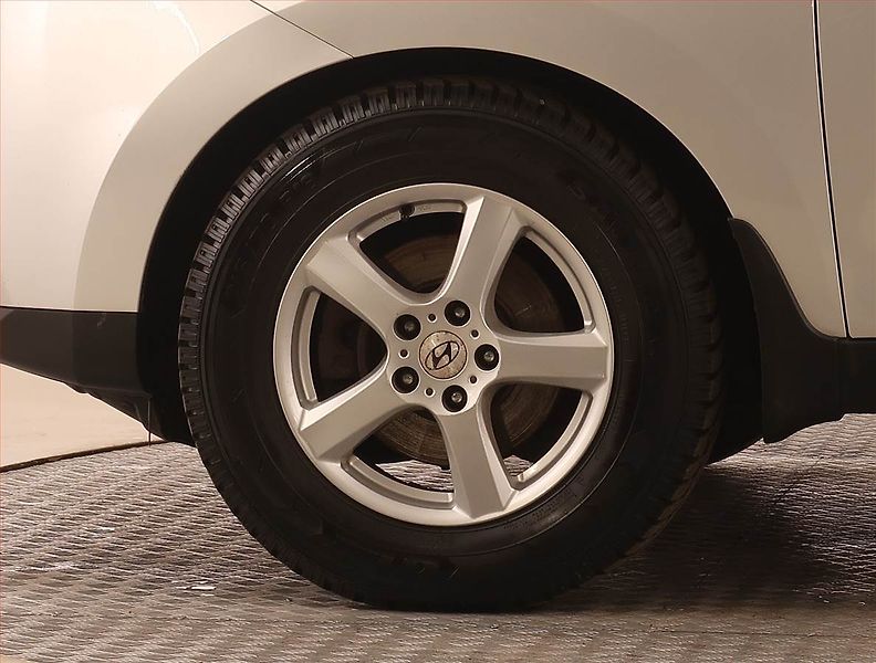 Hyundai ix35 (2012) 1.7 CRDi, Tempomat - fotka 14 z 18