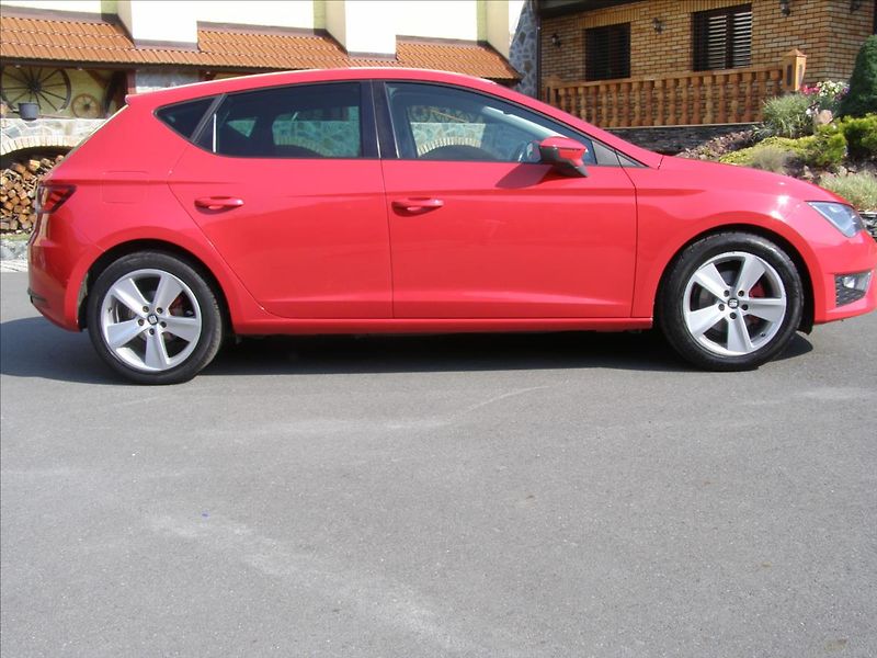 Seat Leon 1,4   FR MANUAL - fotka 7 z 31