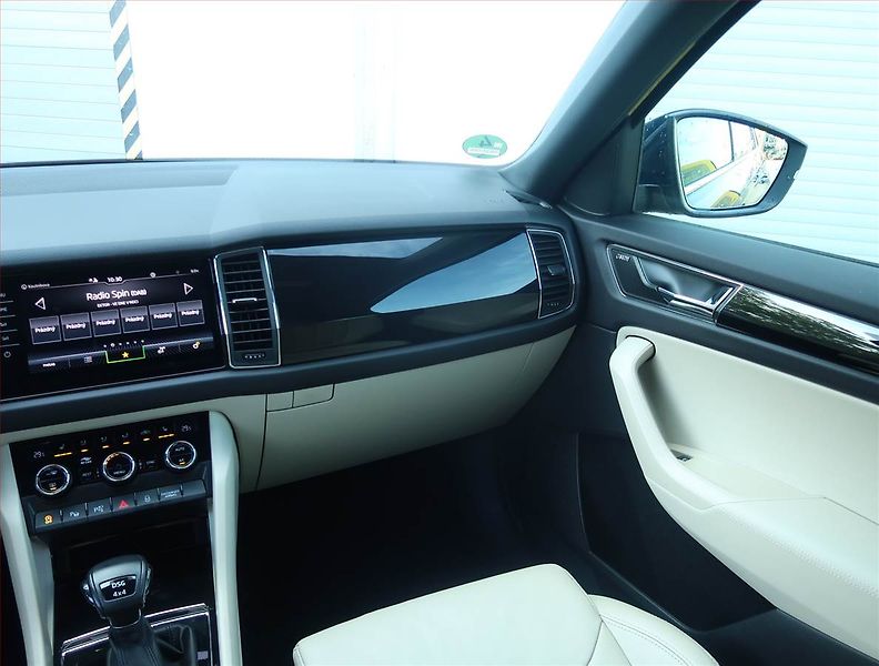 Škoda Kodiaq (2021) Laurin&Klement 2.0 TDI - fotka 8 z 27