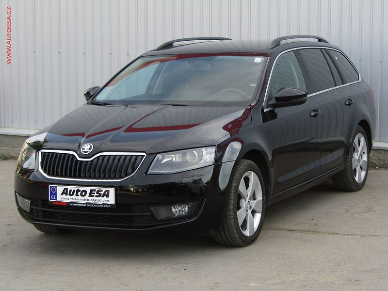 Škoda Octavia (2013) 2.0 TDi, Elegance, TZ, bixen - fotka 3 z 19