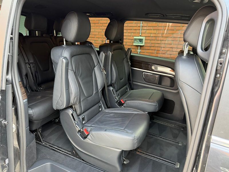 Mercedes-Benz Třídy V V300D-AMG-4M-AVANT-R19-NEZ.TOP - fotka 33 z 38