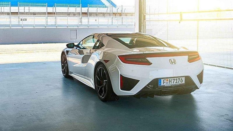 Honda NSX.