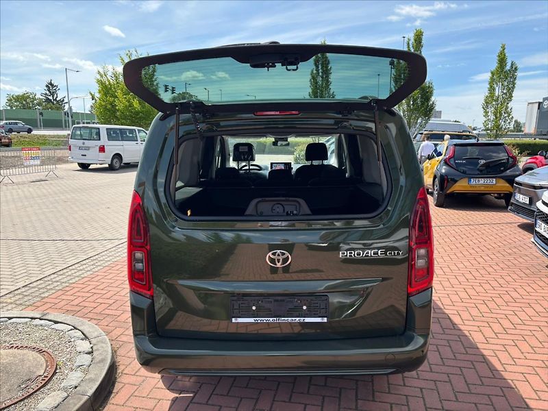 Toyota ProAce City Verso (2026) 1,5   Family 5S - fotka 6 z 8