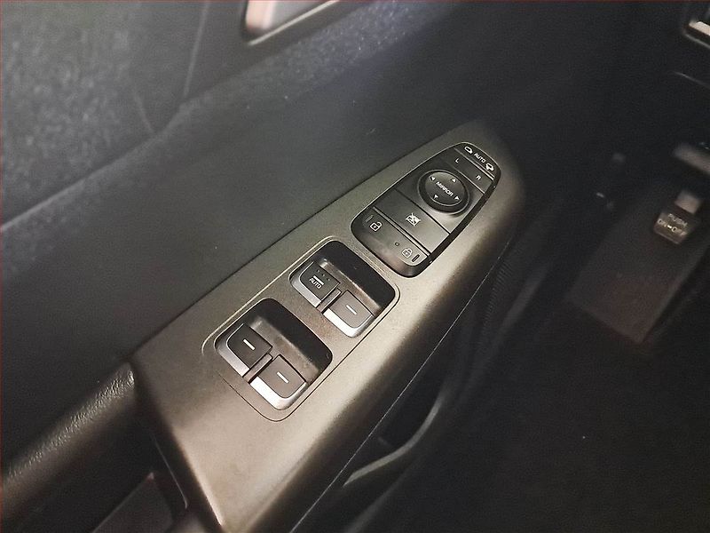 Kia Sportage (2017) 1.6 T-GDI, 4X4, Automat, ČR - fotka 19 z 23