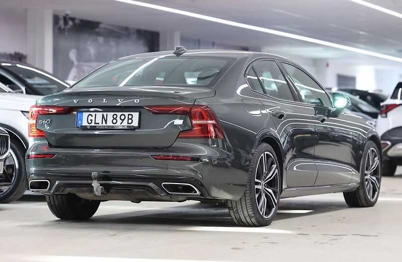 Volvo S60 Recharge T8 AWD R  Kam Tažné - fotka 5 z 19