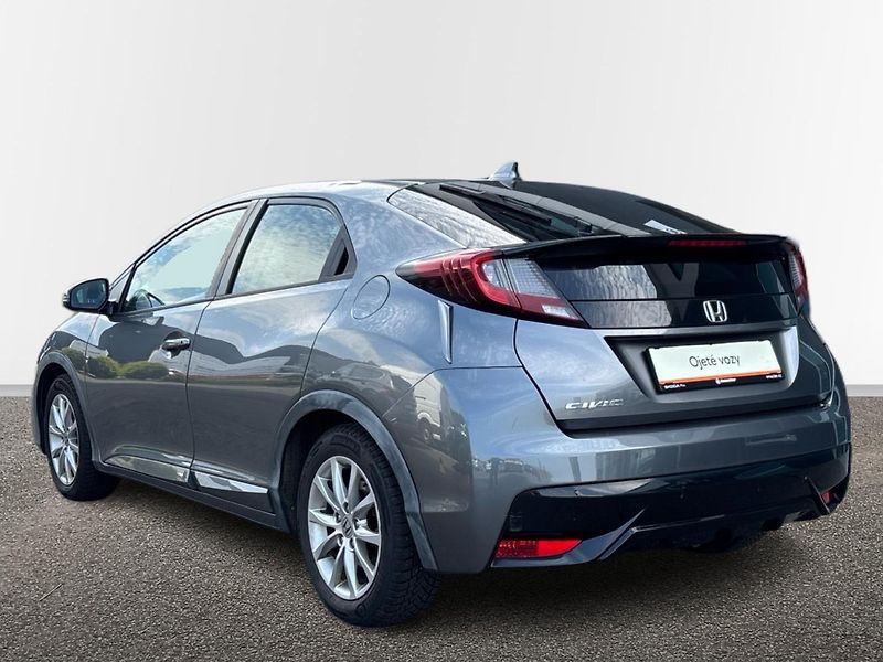 Honda Civic Hatchback - fotka 15 z 20