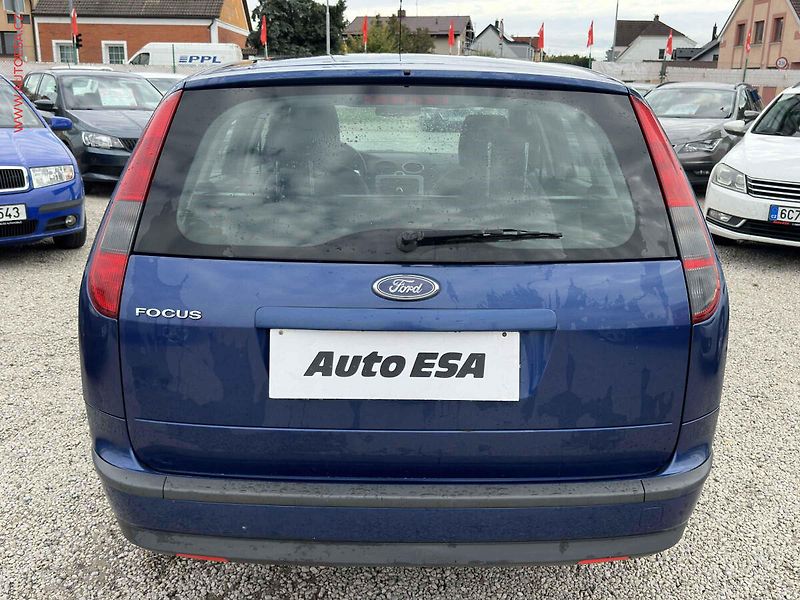 Ford Focus (2008) 1.6 16V, 1.maj, AC, tempo - fotka 5 z 15