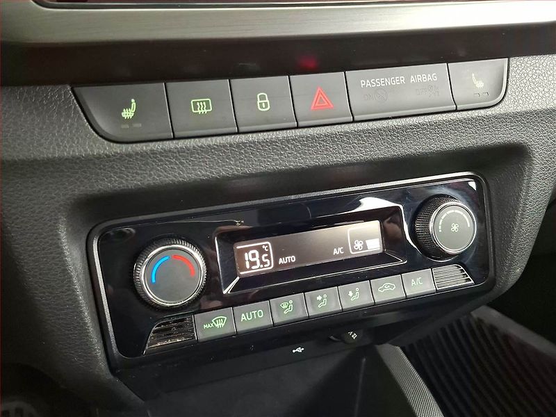 Škoda Fabia (2020) 1.0 TSI, Serv.kniha, Tempomat - fotka 14 z 17