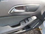 Mercedes-Benz Třídy A 1,6-90KW-NOVÝ OLEJ+FILTRY - náhled 23