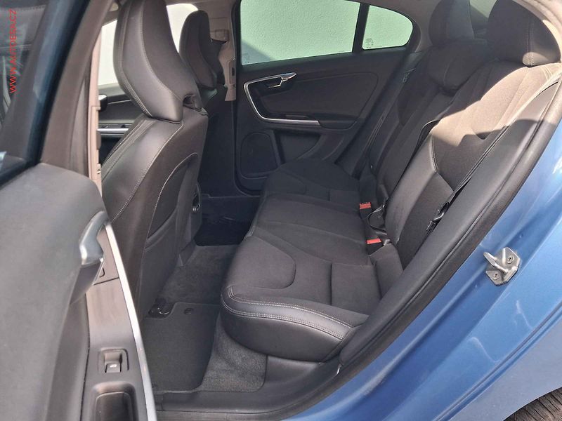 Volvo S60 (2015) 2.0 D4, ČR, servis.kniha, AT - fotka 10 z 18