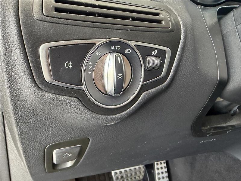 Mercedes-Benz GLC 2,0 300 d,4MATIC,1maj.ČR,virtu - fotka 27 z 36