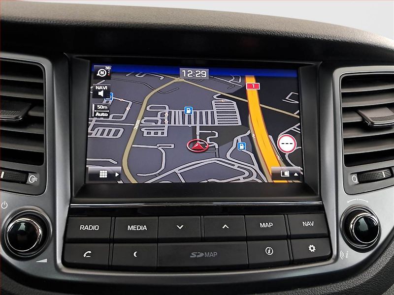 Hyundai Tucson (2017) Trikolor 1.7 CRDi, Serv.kniha - fotka 13 z 19