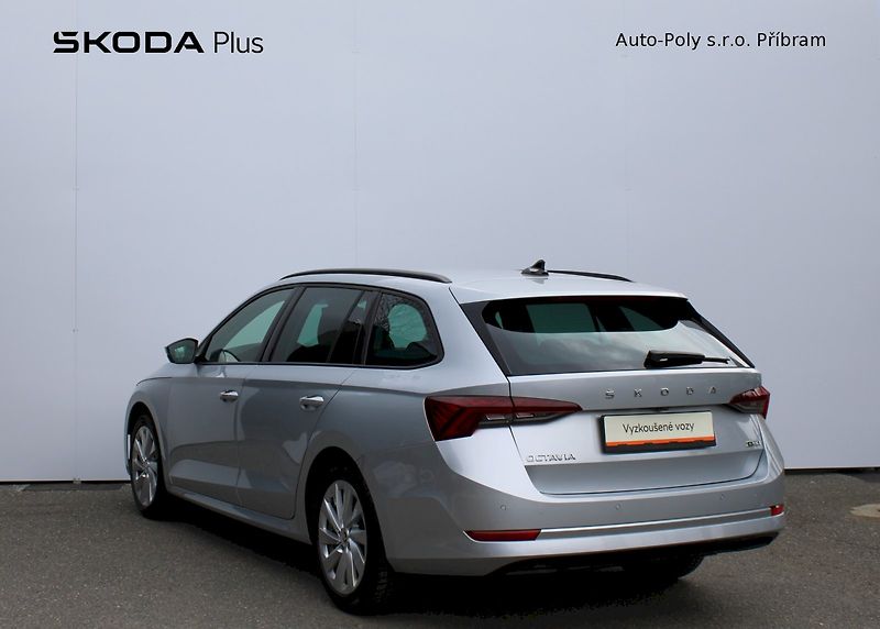 Škoda Octavia (2024) Fresh 1.5TSI / 110kW 7°DSG - fotka 7 z 23