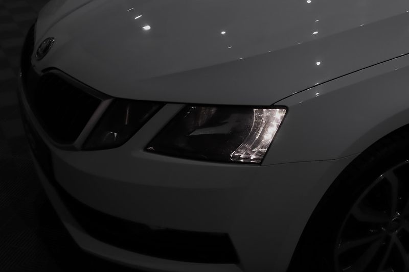 Škoda Octavia 3 FL Combi  1.4 TSI 110 kW - fotka 8 z 29