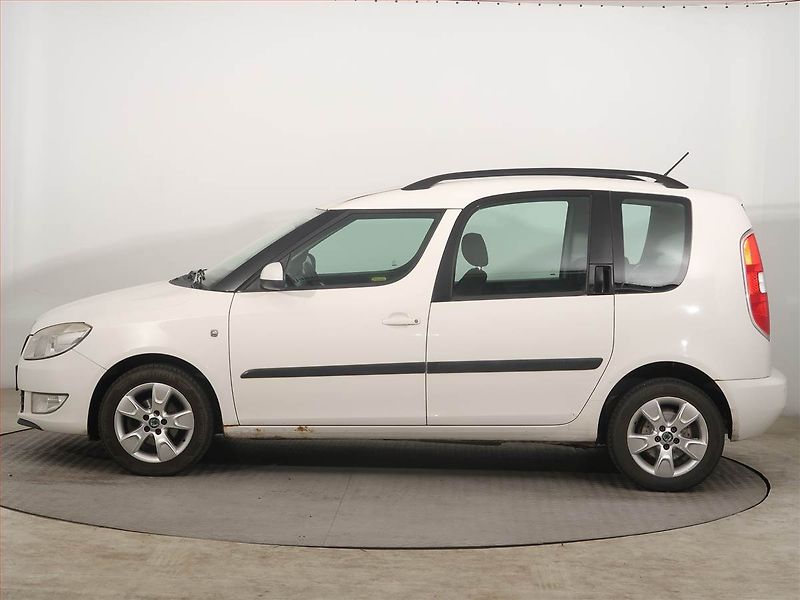 Škoda Roomster (2010) Elegance 1.2 TSI, Serv.kniha - fotka 3 z 13