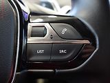 Peugeot 3008 (2019) 1.2PT, Allure, AT, navi - náhled 17