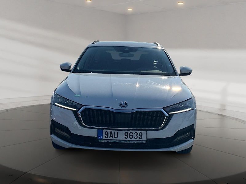 Škoda Octavia (2023) AMBITION 2.0TDI 110kW CZ DPH - fotka 2 z 11