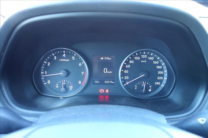 Hyundai i30 1,4 T-GDi,ČR,1 MAJ.,52TIS.KM. - fotka 35 z 44