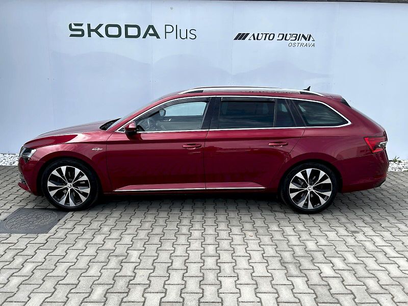 Škoda Superb (2023) Combi 2.0 TDI 147kW 4x4 DSG L& - fotka 3 z 35