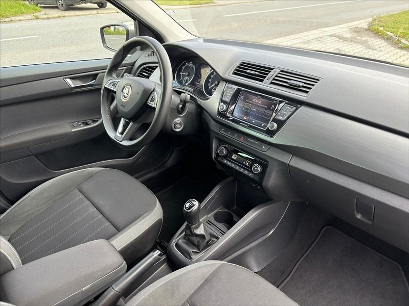 Škoda Fabia 1,0 TSI  Style 5kvalt ČR - fotka 16 z 26