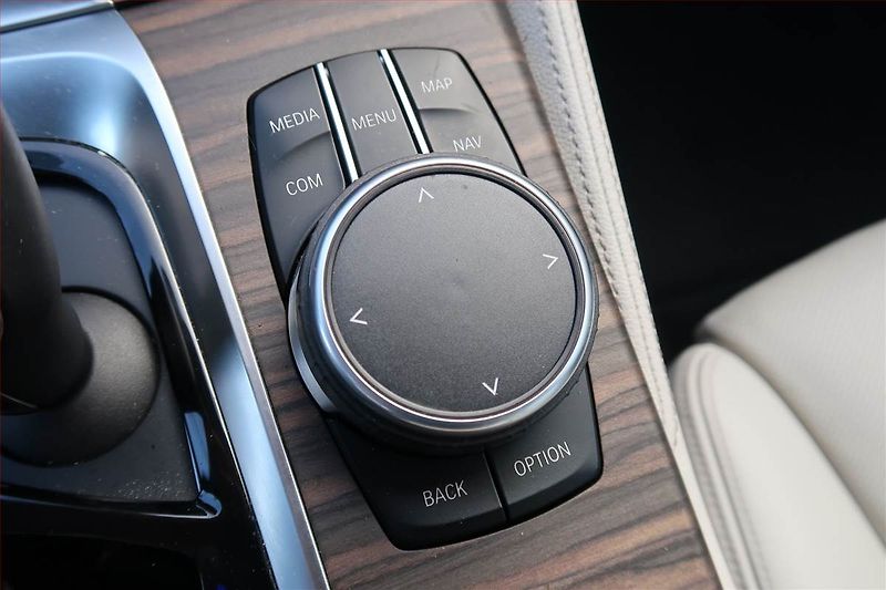 BMW Řada 6 (2018) M Sport 630d xDrive GT - fotka 19 z 23