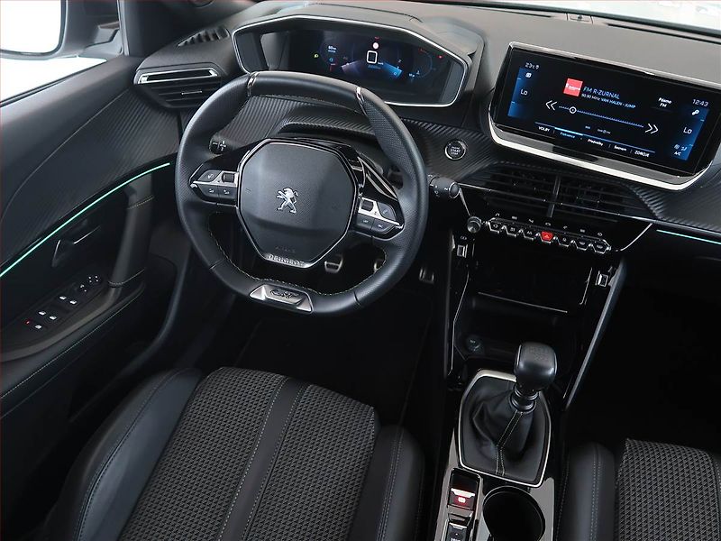 Peugeot 2008 (2022) GT 1.2 PureTech, Serv.kniha - fotka 7 z 12