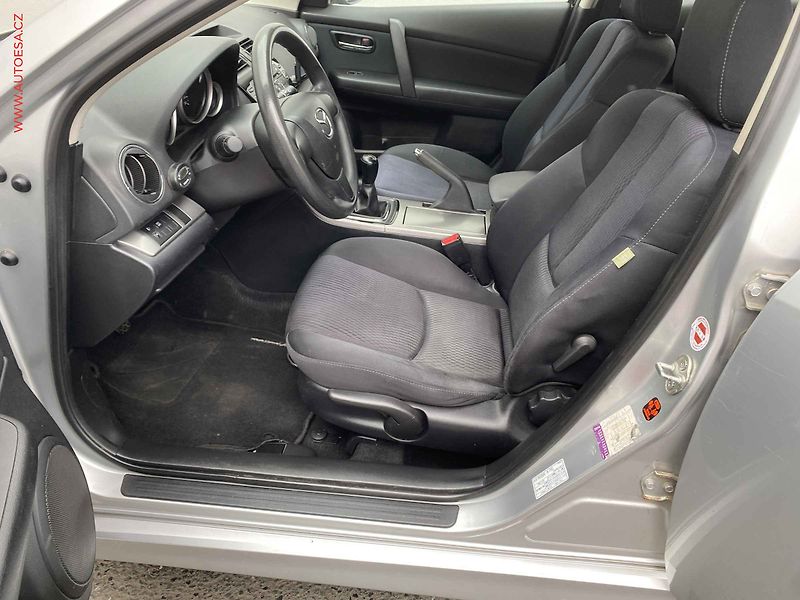 Mazda 6 (2010) 2.2 MZR-CD, AC, TZ, park - fotka 9 z 15