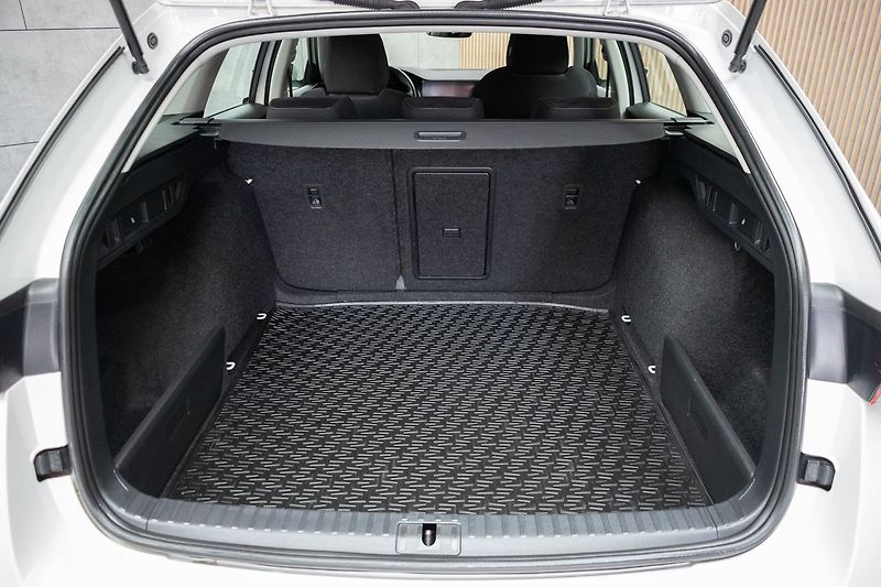 Škoda Octavia 1.5 TSI e-TEC*STYLE*DPH*ČR 1.M - fotka 38 z 41