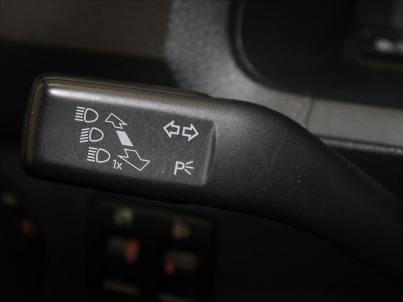 Volkswagen Caddy 1,4 TGI 110k. DPH 69tkm! - fotka 16 z 23