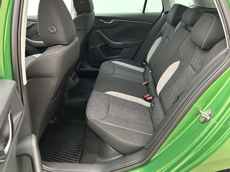 Škoda Kamiq 1.5 TSI Style - fotka 7 z 26