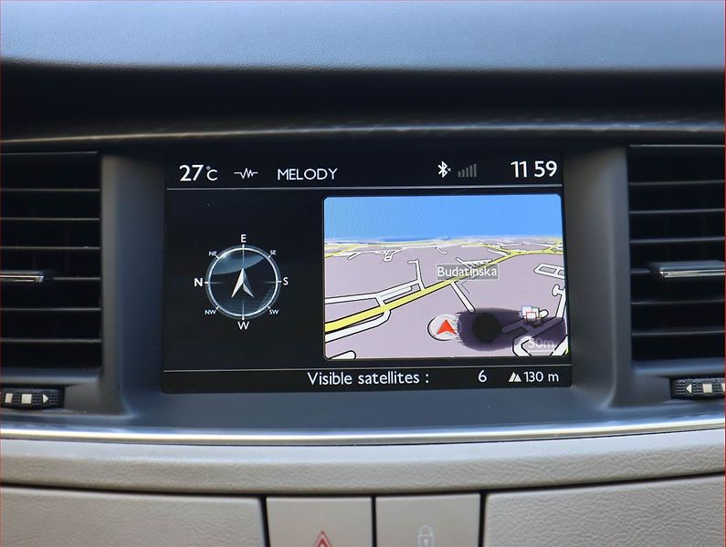 Peugeot 508 (2013) 2.0 HDi, Automat, Serv.kniha - fotka 17 z 22