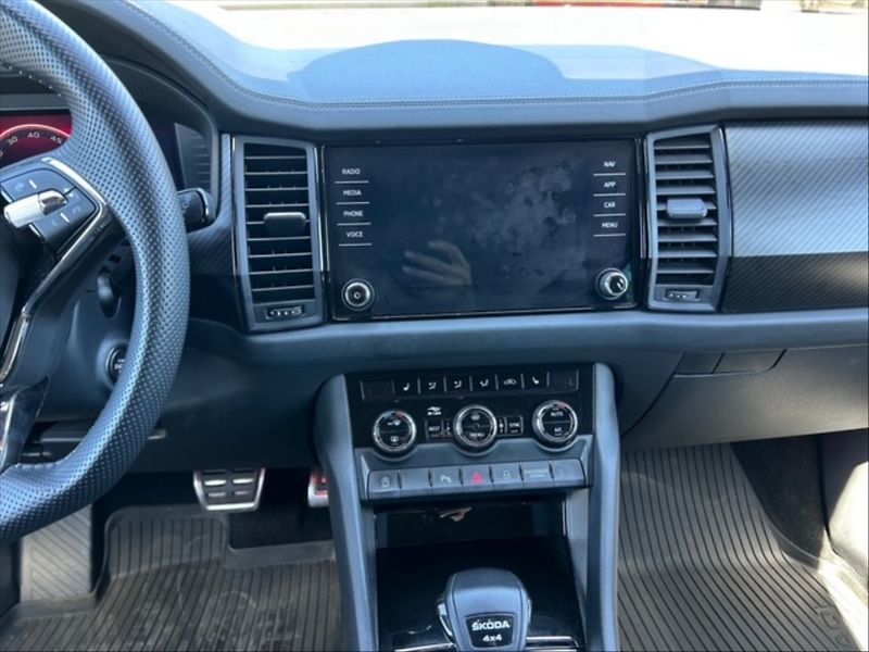Škoda Kodiaq 2,0 TDI Sportline 4x4 DSG - fotka 10 z 11