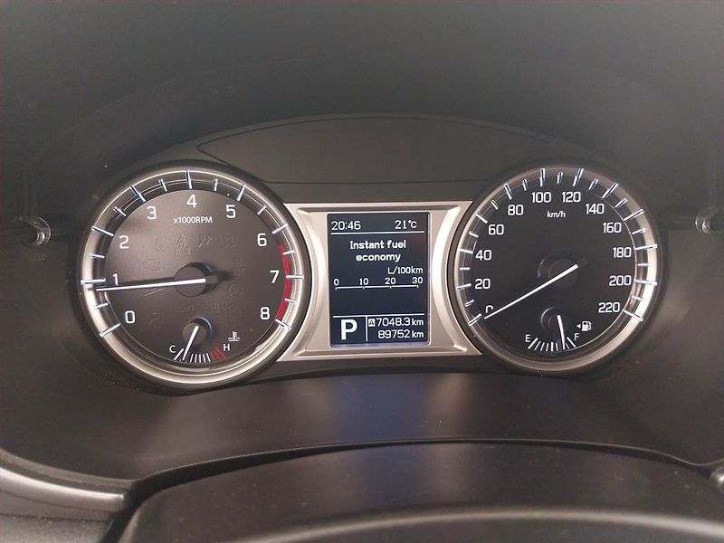 Suzuki Vitara (2016) 1.6 VVT, Automat, Serv.kniha - fotka 11 z 20