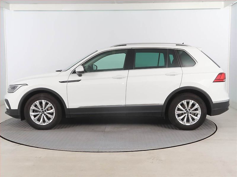 Volkswagen Tiguan (2020) 1.5 TSI - fotka 3 z 19