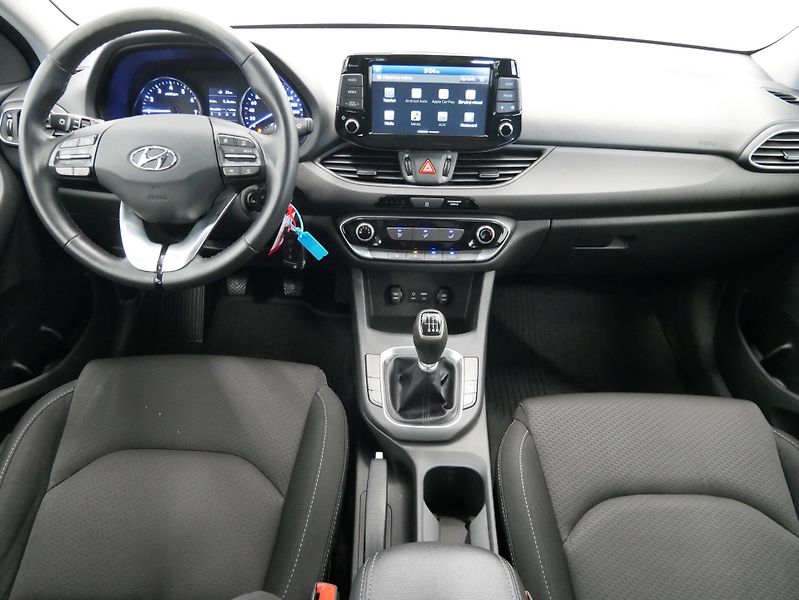 Hyundai i30 - fotka 5 z 21