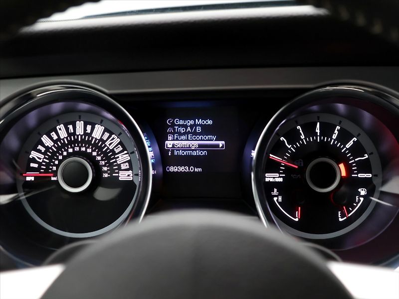 Ford Mustang 3.7 V6 227kW Aut Xenon Klima - fotka 14 z 27