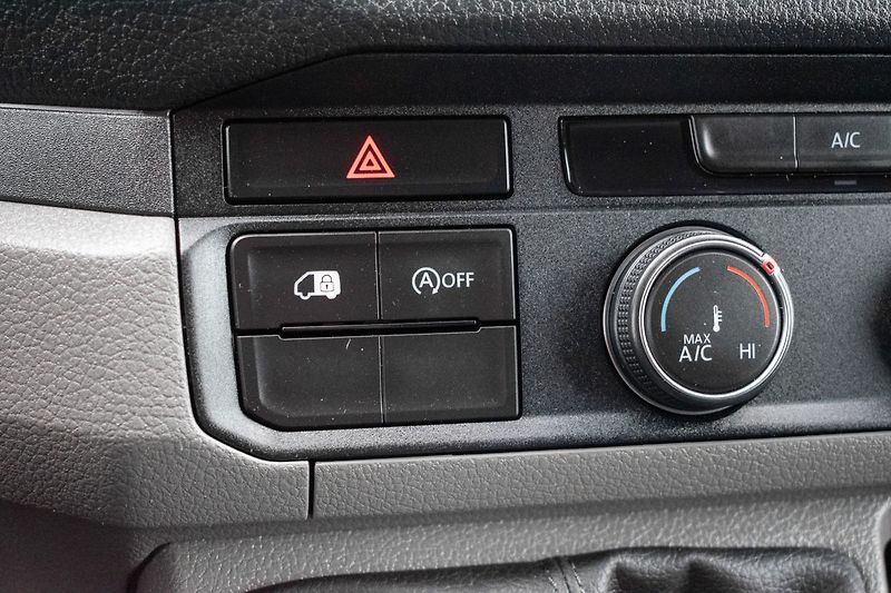 Volkswagen Crafter 2.0TDI*L1H1*SERVIS VW*DPH* - fotka 17 z 31
